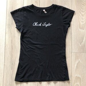 Chuck Taylor Converse T Shirt in Black Size S